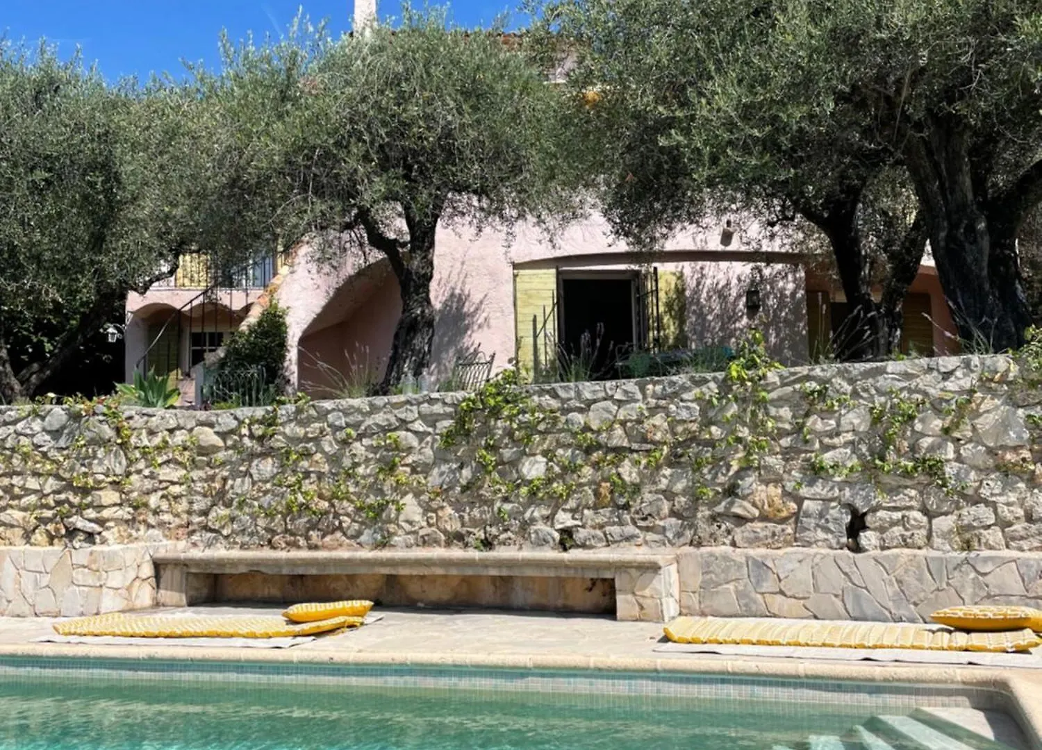 Villa Pipa Polaris I Suite Bebop - Vue Privilegiee, Chic, Lumineuse contacts